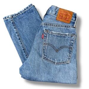 Levi's Wedgie Straight Size 24